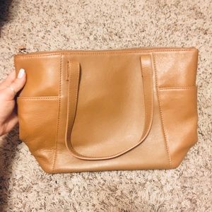 Piazza Leather Shoulder Bag